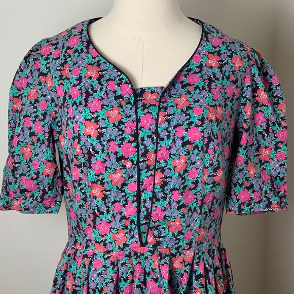 Vintage Laura Ashley black with pink and green floral dress US10 - Picture 2 of 5